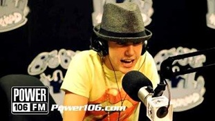 justin-bieber-does-freestyle-over-jay-z-and-kanye-s-otis
