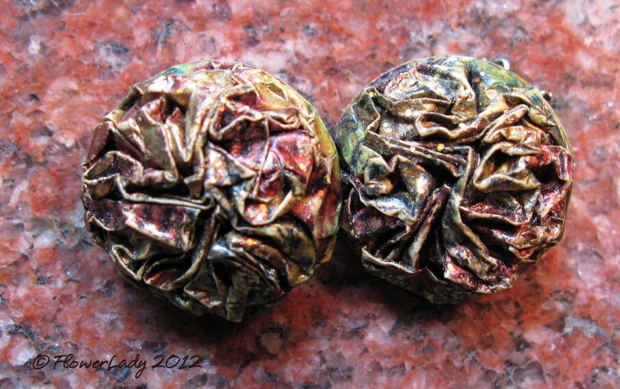 [01-14-paper-earrings%255B4%255D.jpg]