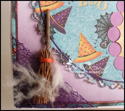 43 Hallowe'en Broom