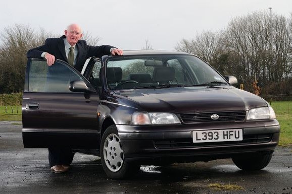 [Toyota-Carina-E-UK-2%255B2%255D.jpg]