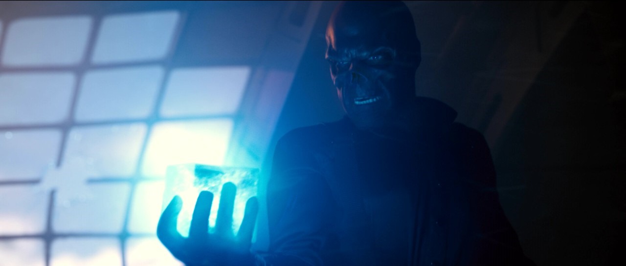 [Captain%2520America%2520Red%2520Skull%2520Holds%2520Cosmic%2520Cube%255B2%255D.jpg]