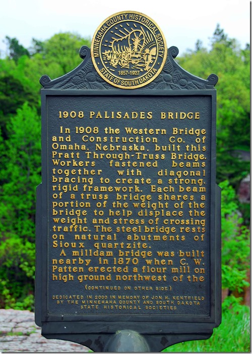 Palisades Bridge Sign
