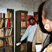 04_40.JPG - Première bibliothèque scolaire depuis 1946. Armée du Salut Rwakadingi à Kinshasa. Don de l'oeil de l'enfant .