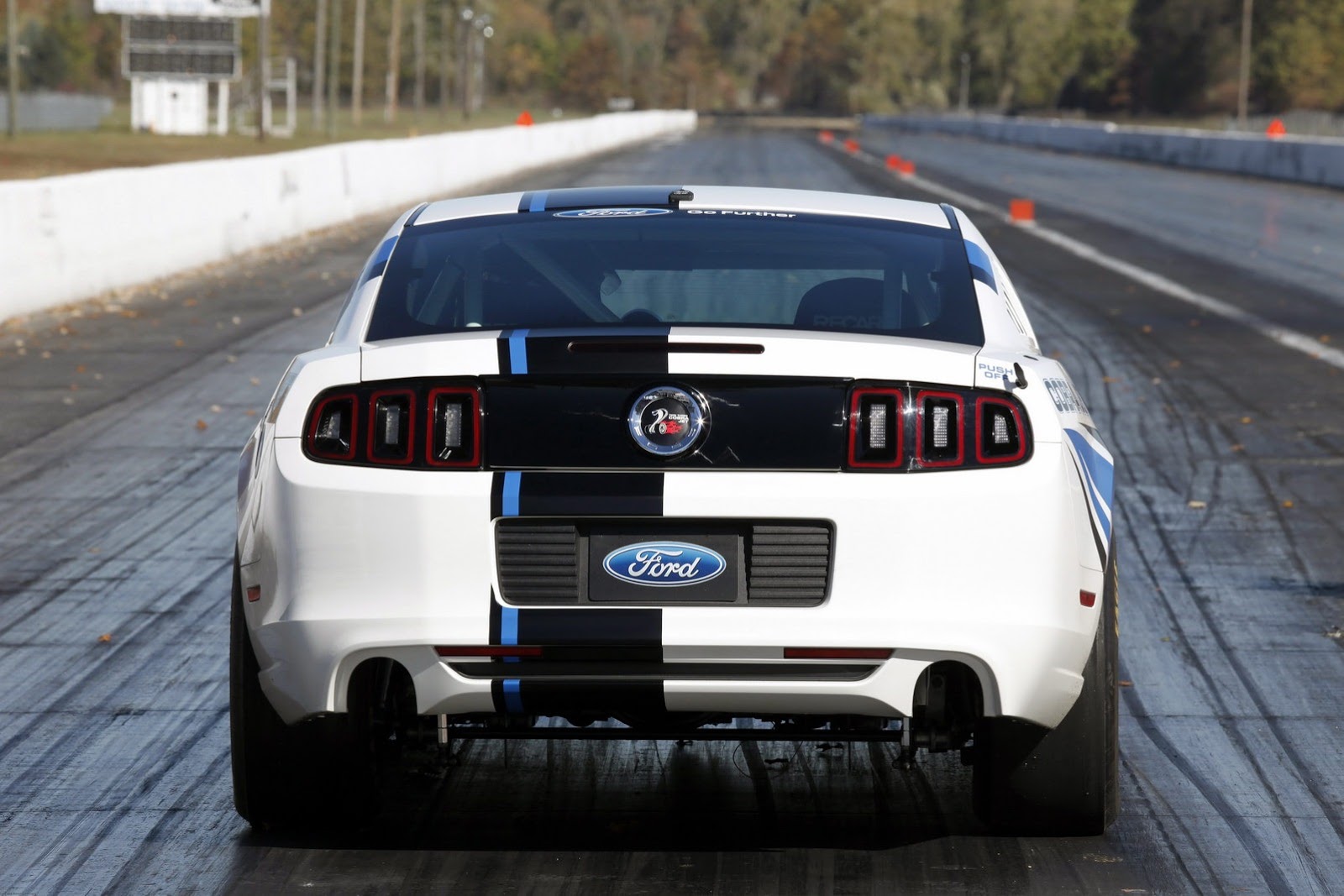 [Ford-Mustang-Twin-Jet-Cobra-19%255B2%255D.jpg]