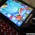 Quick links to your favorite social networking sites, through the Samsung Corby Pro