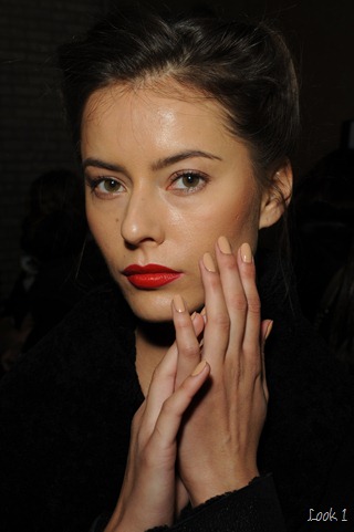 butter LONDON for LA PERLA butter LONDON for LA PERLA