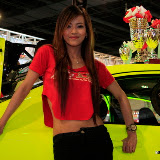 manila auto salon 2011 - girls (85).JPG