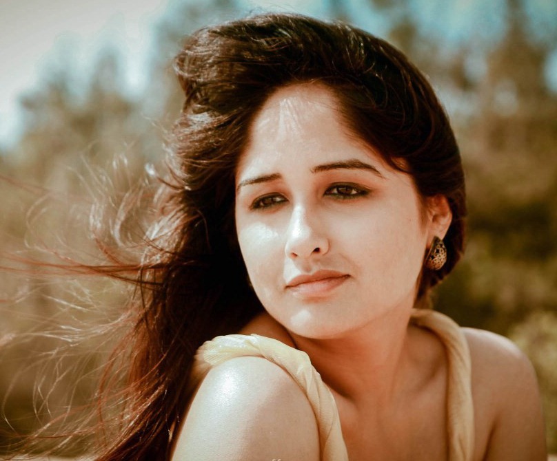 [tamil_actress_haritha_new_cute_stills%255B3%255D.jpg]