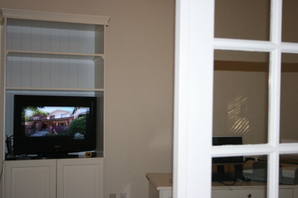 [office%2520002%255B3%255D.jpg]