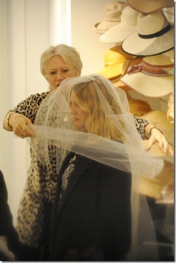 Drew Barrymore Drew Barrymore Out NYC 4 XrGA24QLKkUl