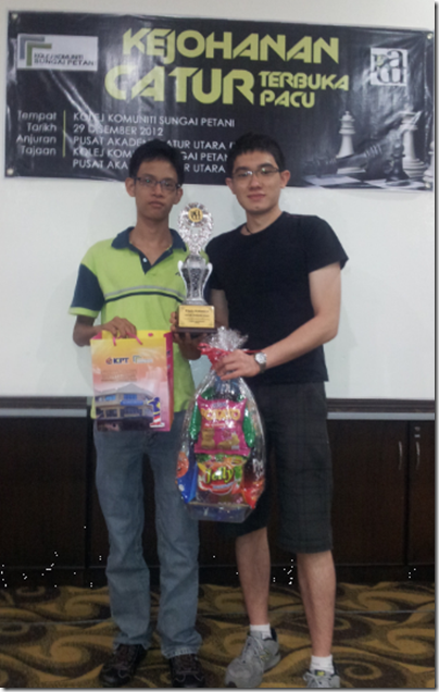 Fong Yit San(left) and Evan Capel, joint winners of PACU Open 2012
