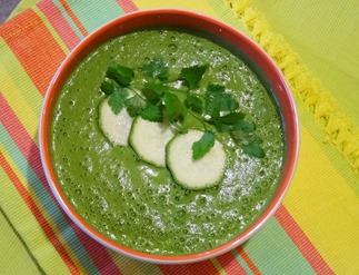 soupe verte courgette chou frisé spiruline-002 soupe verte courgette chou frisé spiruline-002