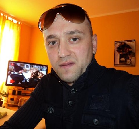 [buscohombresconocer4.jpg]