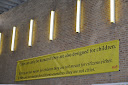 2013-05-05 aldo v eck expositie nagel, spelen en wonen, radionop was er bij
