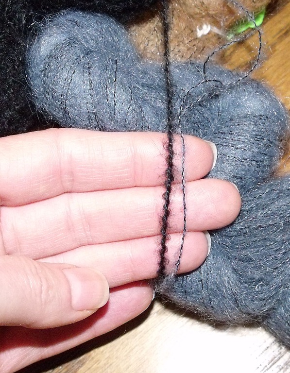 [fingering-weight-closeup%255B3%255D.jpg]