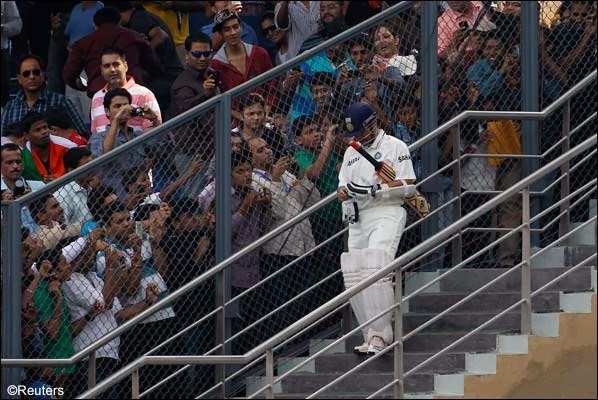 [last%2520walk%2520to%2520the%2520pitch%255B8%255D.jpg]