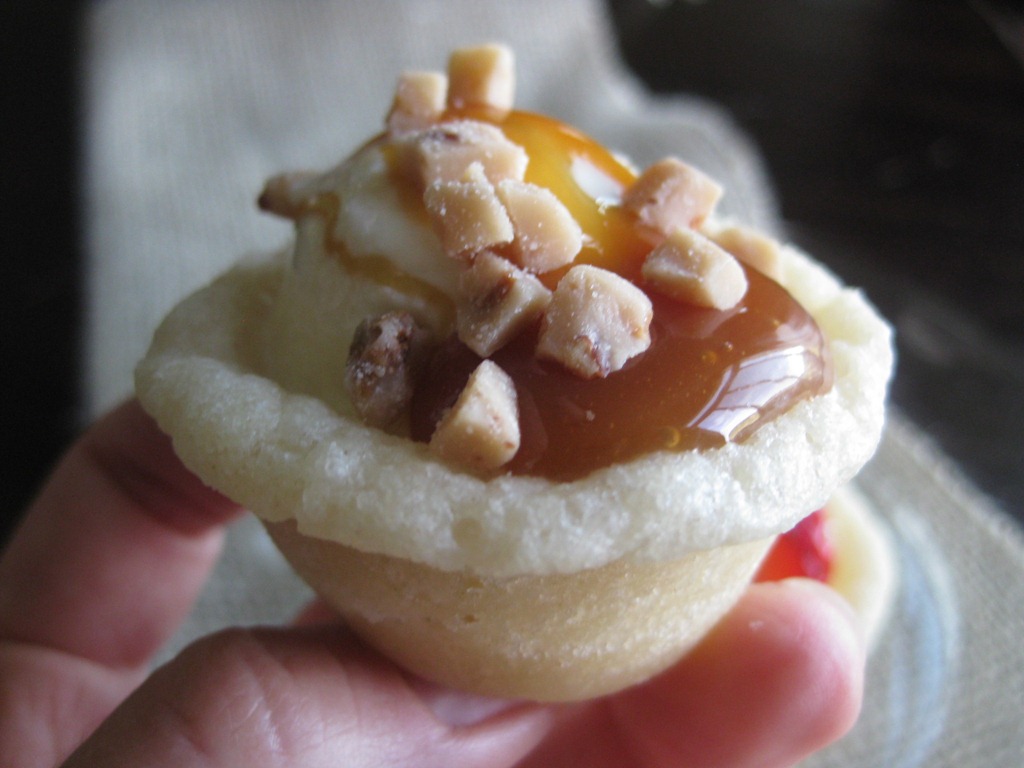 [butterscotch%2520ice%2520cream%2520cup%255B4%255D.jpg]