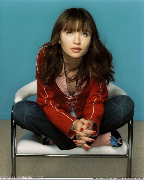 emily browning linda sensual sexy sedutora desbaratinando (29)