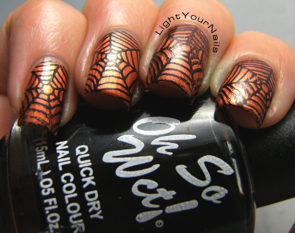 Halloween web mani Halloween web mani