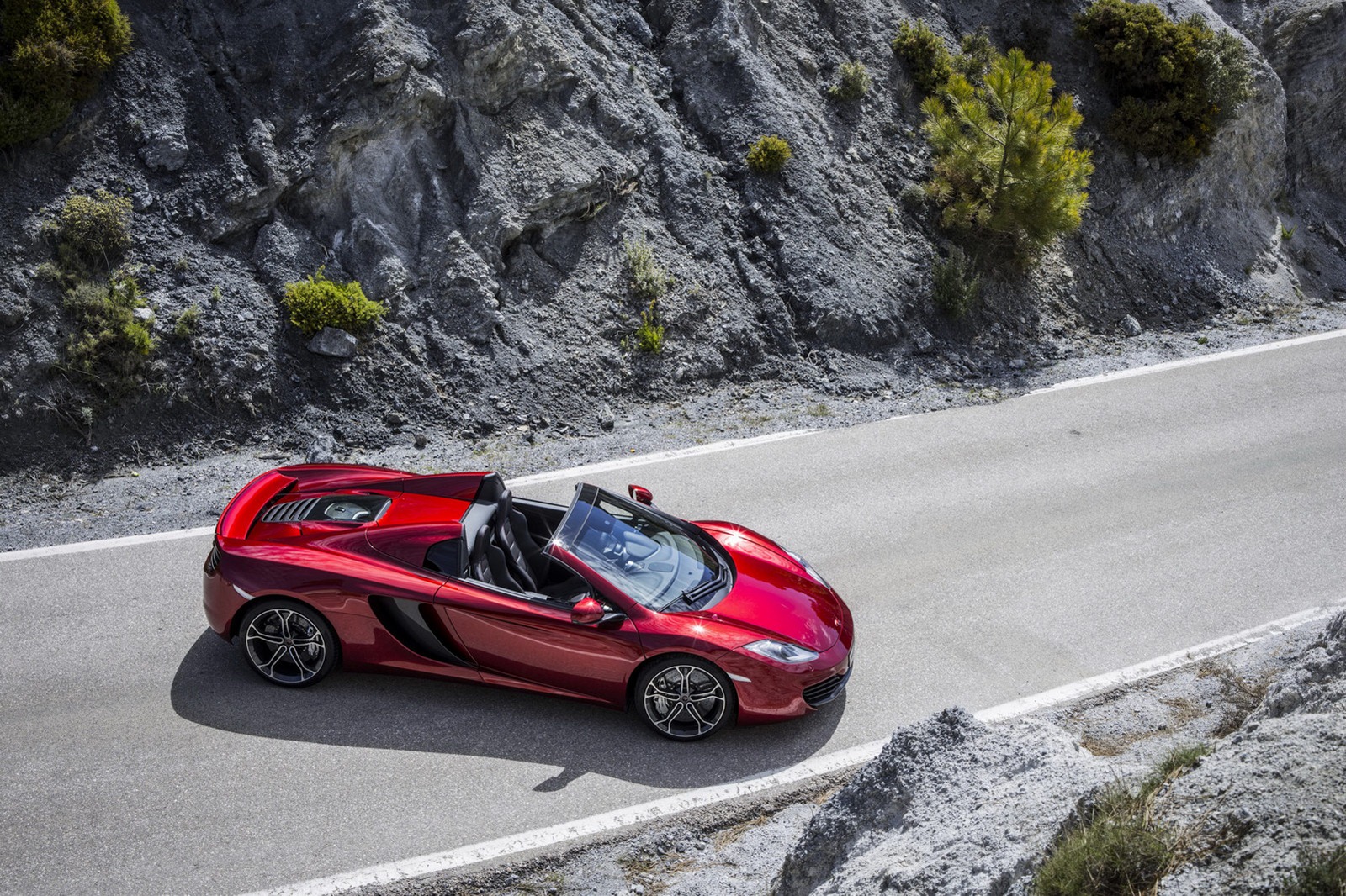 McLaren-MP4-12C-Spider-4[2].jpg