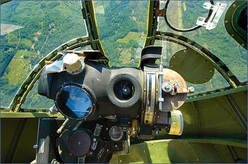 [001-1108202036-Norden-bombsight%255B2%255D.jpg]