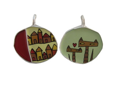 And this reversible pendant makes a perfect gift those loyal dedicated cat lovers who look out for the neighborhood cats who need love too!
And this reversible pendant makes a perfect gift those loyal dedicated cat lovers who look out for the neighborhood cats who need love too!