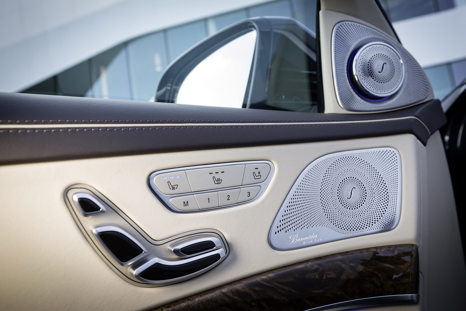 [2014-Mercedes-S65-AMG-16%255B5%255D.jpg]