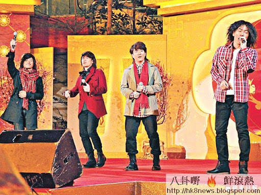 （左起）楊潮凱、張景淳、梁証嘉和羅鈞滿前晚演唱《年少無知》，大受歡迎。