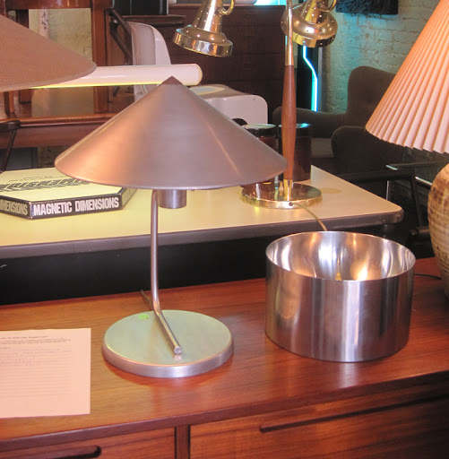 There is my desk lamp! And it sits next to an Arne Jacobsen Cylinda salad bowl.