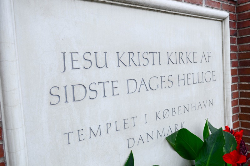 [Church-Temple1010.jpg]