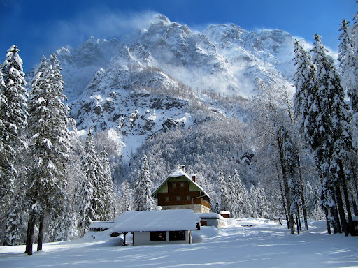 DOLINAVRAT2122010.jpg