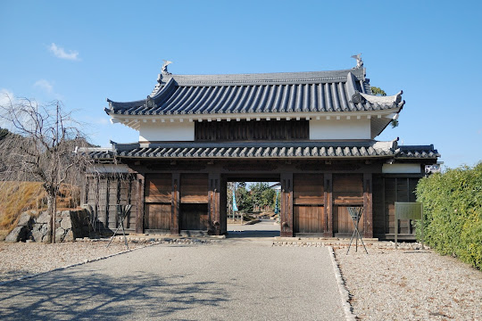 西尾城 鍮石門