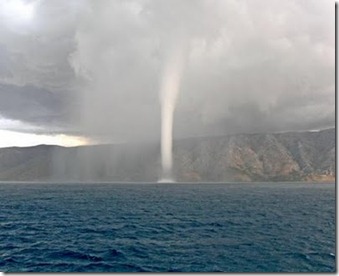 Tromba de água tornado_na_croacia_8_08-14-2008