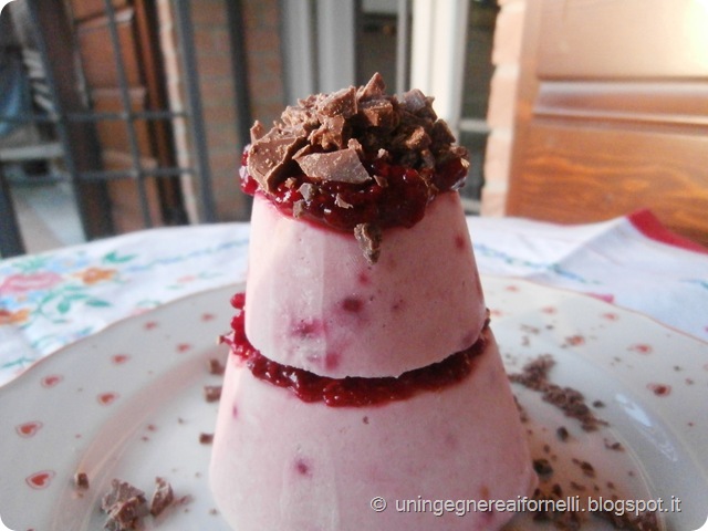 semifreddo lamponi banane cioccolato panna