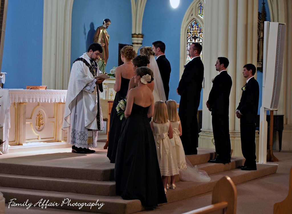 [20_Holy-Rosary-Church-Wedding_Tacoma.jpg]