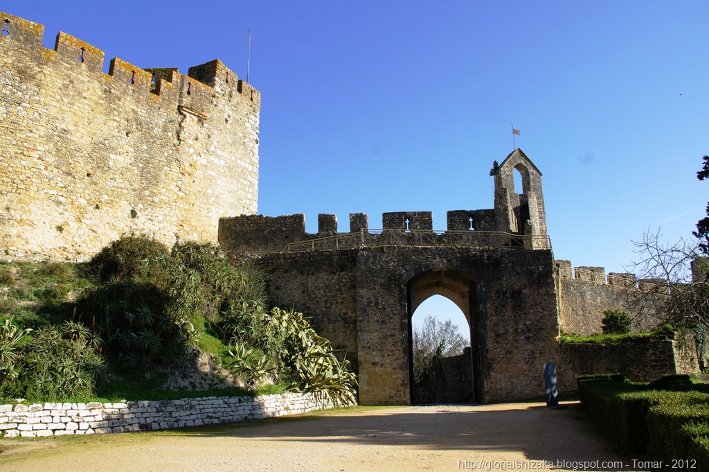 [Gl%25C3%25B3ria%2520Ishizaka%2520-%2520Tomar%2520-%2520Castelo%25206%255B1%255D.jpg]