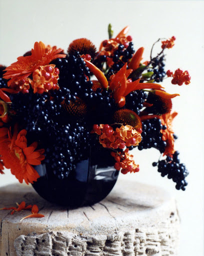 The Fall Fireworks Arrangement was in last month's October 2010 issue.