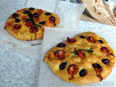 Due focaccia