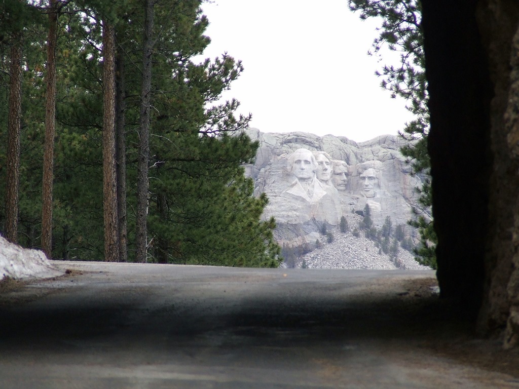 [Through%2520Tunnel%2520-%2520National%2520Parks%2520Image%255B3%255D.jpg]