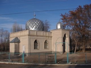 [kyrgyz_mosque%255B2%255D.jpg]