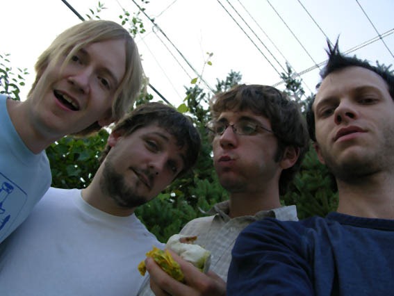 [Banda%25202%255B4%255D.jpg]
