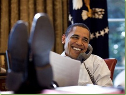 obama-feet-on-desk3