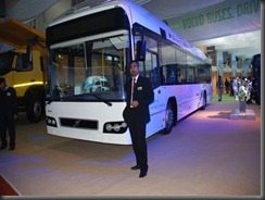 volvo hybrid-bus-autoexpo2012