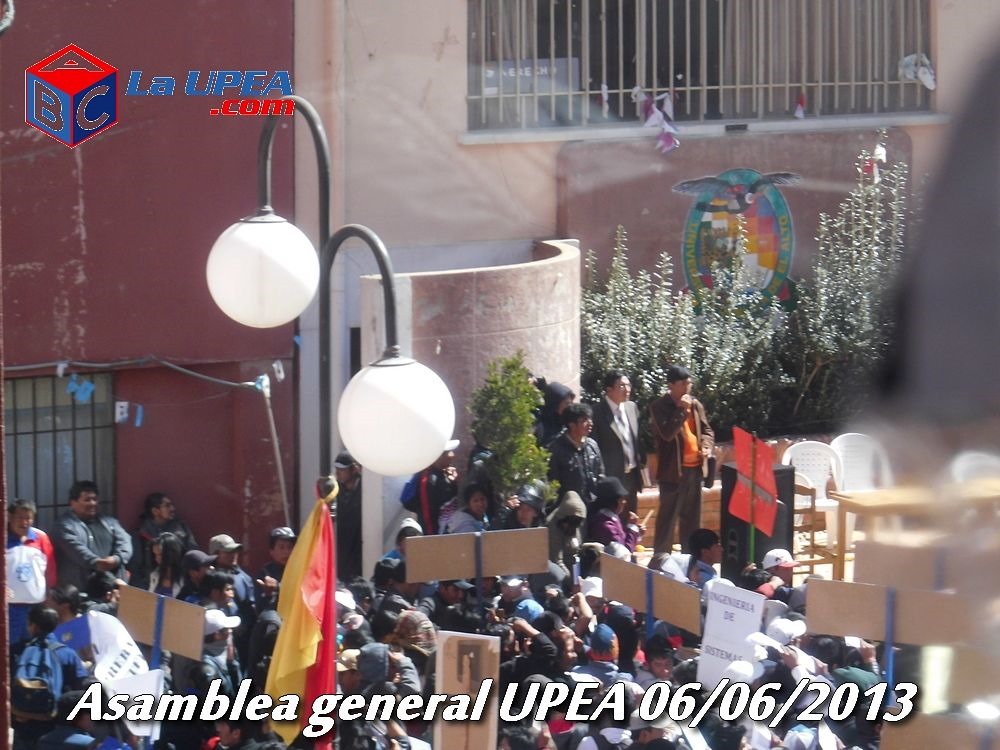 [upea-asamblea-general-06-06-2013-autoridades-reyqui-laupea%255B5%255D.jpg]