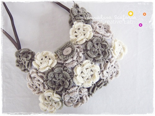 crochet_handbag_flowers_grey_white_vannalisascafaria crochet_handbag_flowers_grey_white_vannalisascafaria