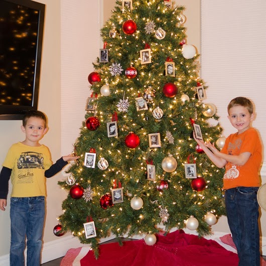 [December%2520Fun-2%255B21%255D.jpg]