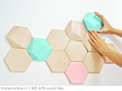 BEE-APIS-wood-tiles5 BEE-APIS-wood-tiles5