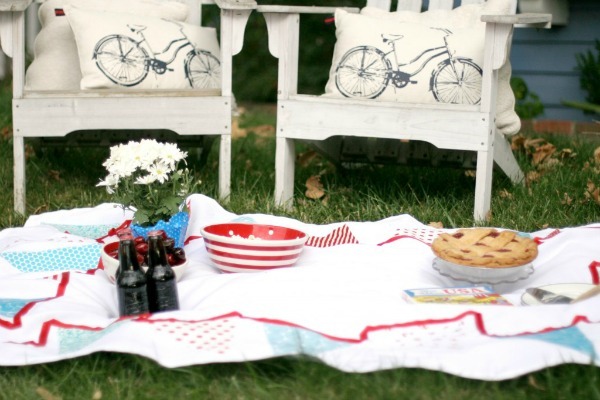 [DIY%2520bunting%2520tablecloth%2520tutorial%2520by%2520Seasons%2520Gredings%255B3%255D.jpg]
