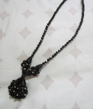black bead necklace,bitsandtreats