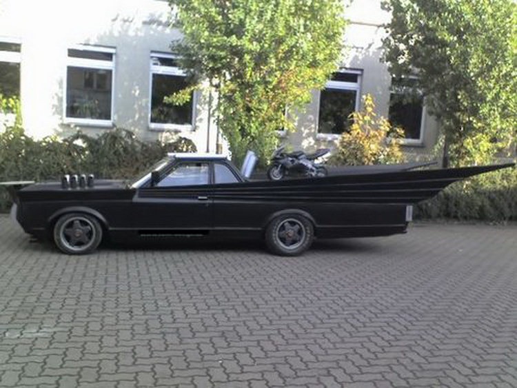 [Batmobile-Germany-7%255B2%255D.jpg]